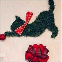 Cat Shaped Christmas Wreath