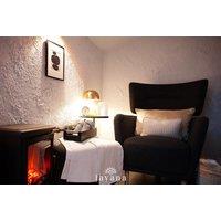 60-Minute Thai Oil Signature Massage with Back & Foot Focus - Layana Spa on the Hill, Belsize Park