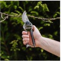 Kent & Stowe Traditional Bypass Secateurs With Carbon Steel Blades