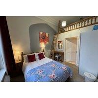 Hargate Hall, Buxton Stay For 2, 4 Or 6 Guests - Near Peak District!
