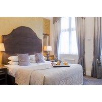4* Norfolk Stay For 2 At The Dukes Head Hotel With Breakfast & Late Checkout!