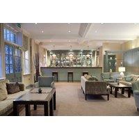 4* Sunday Box Hill Burford Bridge Getaway For 2 With Outdoor Pool Access- Dorking, Surrey