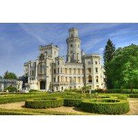 Windsor Or Slough Hotel Stay With Boat Cruise Or Hop-On Hop-Off Bus Tour!