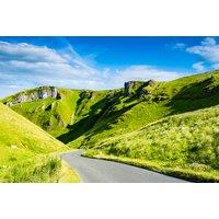 Saints' Meadow Stay, Peak District - 2-Night Luxury Cabin Retreat For 2-4 People - Dog Friendly!