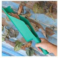 Gutter Scoop Cleaning Tool - Easy Garden Gutter & Leaf Cleaner!