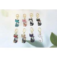 Unisex Black Set of 8 Durable Zinc Alloy 3D Cat Keychains - Fun Cartoon Accessories, Lightweight & Collectible