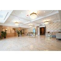 The Palm Hotel, Hornchurch For 2: East London B&B, Bubbly & Late Checkout - Dining Upgrade
