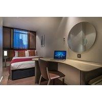 4* Hyde Park Stay For 2 - Wine & Late Checkout With Dining Upgrade Option