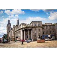 Holiday Inn Express Aberdeen City Centre: Central City Break For 2 With Breakfast & Late Checkout