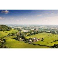 Award Winning Crown Inn Blockley: Gloucestershire City Break For 2 With Breakfast, Sparkling Wine & Late Checkout