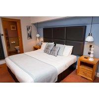 Eastbourne Seaside Escape For 2 - New Wilmington Hotel With Prosecco & Late Checkout