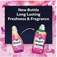 Comfort Honeysuckle & Sandalwood Fabric Conditioner - Long-Lasting Freshness, 900Ml, 30 Washes