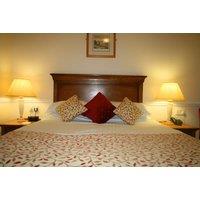 4-Star Peterborough Riverside Inn Stay with Breakfast, Drinks & Late Checkout