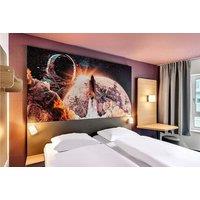 Enchanting Bremen: Christmas Markets, Hotel & Return Flights Included