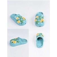 Creative Hanging Slipper Planter - Resin Wall-Mounted Garden Pot for Indoors & Outdoors