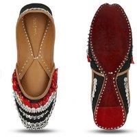 Black Women's Leather Bohemian Embellished Punjabi Jutti Flats
