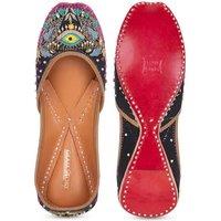 Women's Black Leather Punjabi Jutti - Handcrafted Traditional Flats