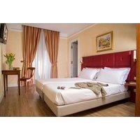 Experience Rome: 4-Star City Break with Hotel & Flights Included