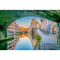 Holiday Inn Express Birmingham Walsall: Breakfast, Late Checkout and Wine for 2