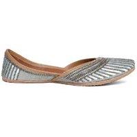 Women's Silver Leather Embellished Punjabi Jutti Flats