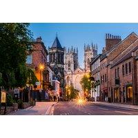 York Studio Apartment for 2: Breakfast Included - 4-7 nights!