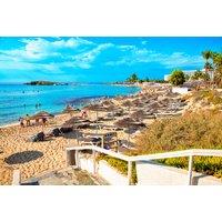 Cyprus Self Catering Beach Holiday: Award Winning Hotel, Return Flights & Beach Access!