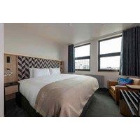 4* Sandman Glasgow City Boutique Hotel Stay for 2: Breakfast & Bottle of Prosecco with Dinner Upgrade!