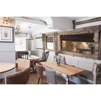 Kings Court Hotel, Alcester for 2: Dinner, Breakfast & Late Checkout