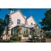 4* North Wales Spa Retreat for 2: Breakfast, Spa Access & Late Checkout