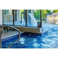 4* Last Drop Village Hotel & Spa Retreat For 2: Breakfast, Spa Access & Dinner!