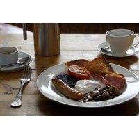 Relaxing Welsh Countryside Getaway & Breakfast for 2 - Dining Upgrade!