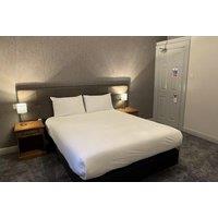 County Hotel, Carlisle: City Centre Stay with Breakfast & Wine for 2