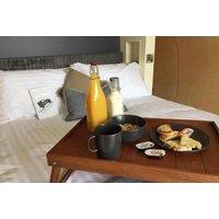 Dark Hedges Glamping pod Stay for 2 - Thornfield Farm