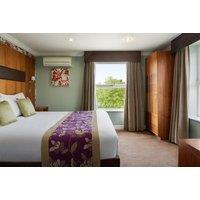 Cheltenham Hotel Getaway For 2: Breakfast & Dining Upgrade!
