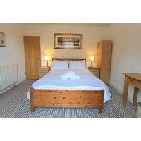 4* Windermere, Lake District Stay For 2: Prosecco & Late Checkout!