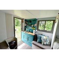2-Night Nottinghamshire Glamping Getaway: Romany Caravan or Horse Box Stay For 2!