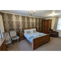 Scarborough Escape For 2: Breakfast, Welcome Drink & Dinner Credit Upgrade!