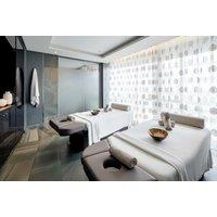 4* East River Spa at Radisson Blue Canary Wharf: &pound;25 For &pound;50 Spend on Spabreaks.com