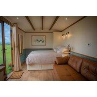 1-3Nt Edinburgh Shepherd Hut Getaway For Two: Private Hot Tub, BBQ, Fire Pit & Dog Friendly! at Pentland Shepherd Huts