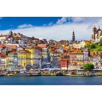 Porto Break: Central Hotel Stay with Immersive Port Wine Tasting Tour