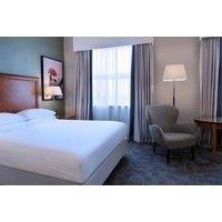 4* Marriott London Escape: Delta Hotels Bexleyheath Stay with Prosecco, Breakfast & Late Checkout for 2 - Dinner Upgrade