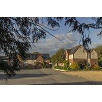 Dining Getaway for 2: Midlands Escape With Dinner, Breakfast and Late Checkout!