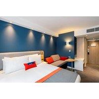 Holiday Inn Derry Stay for 2 - Breakfast, Prosecco & Late Check Out! - Summer Availability