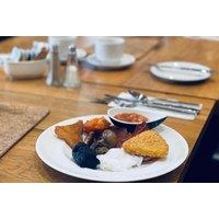 Llandudno Stay for 2 at the Merrion Hotel with Breakfast, Prosecco & Late Checkout Included