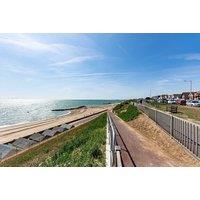 Essex Seaside Stay for 2: The Kingscliff Hotel, Breakfast & Late Check Out