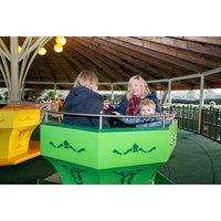 Gulliver's World, Warrington: Santa Sleepover Family Stay With Festive 1 Day Park Access - Family of 4 or 6