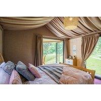 Shrewsbury Cabin Stay with Hot Tub for 2 - Canoe & Paddle Board Access - 2 or 3 Nights!