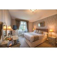 Maenan Abbey Hotel, Snowdonia for 2: Breakfast & Prosecco Option