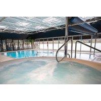 FAMILY OFFER 4* Yorkshire Spa Break for up to 4: Breakfast, Dinner & Spa at Waterton Park