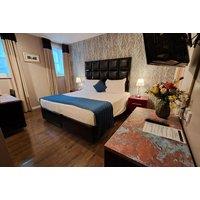 Cardiff, Royal Hotel by Belvilla Stay with Breakfast and Late Checkout